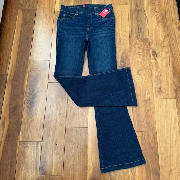 NWT Spanx pull-on flare jeans S petite in midnight shade - Picture 6 of 15